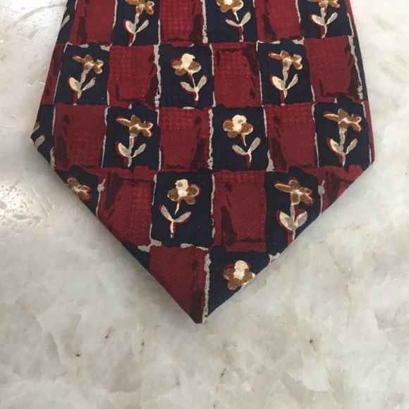 J. Z. RICHARDS SILK TIE - Picture 3 of 5